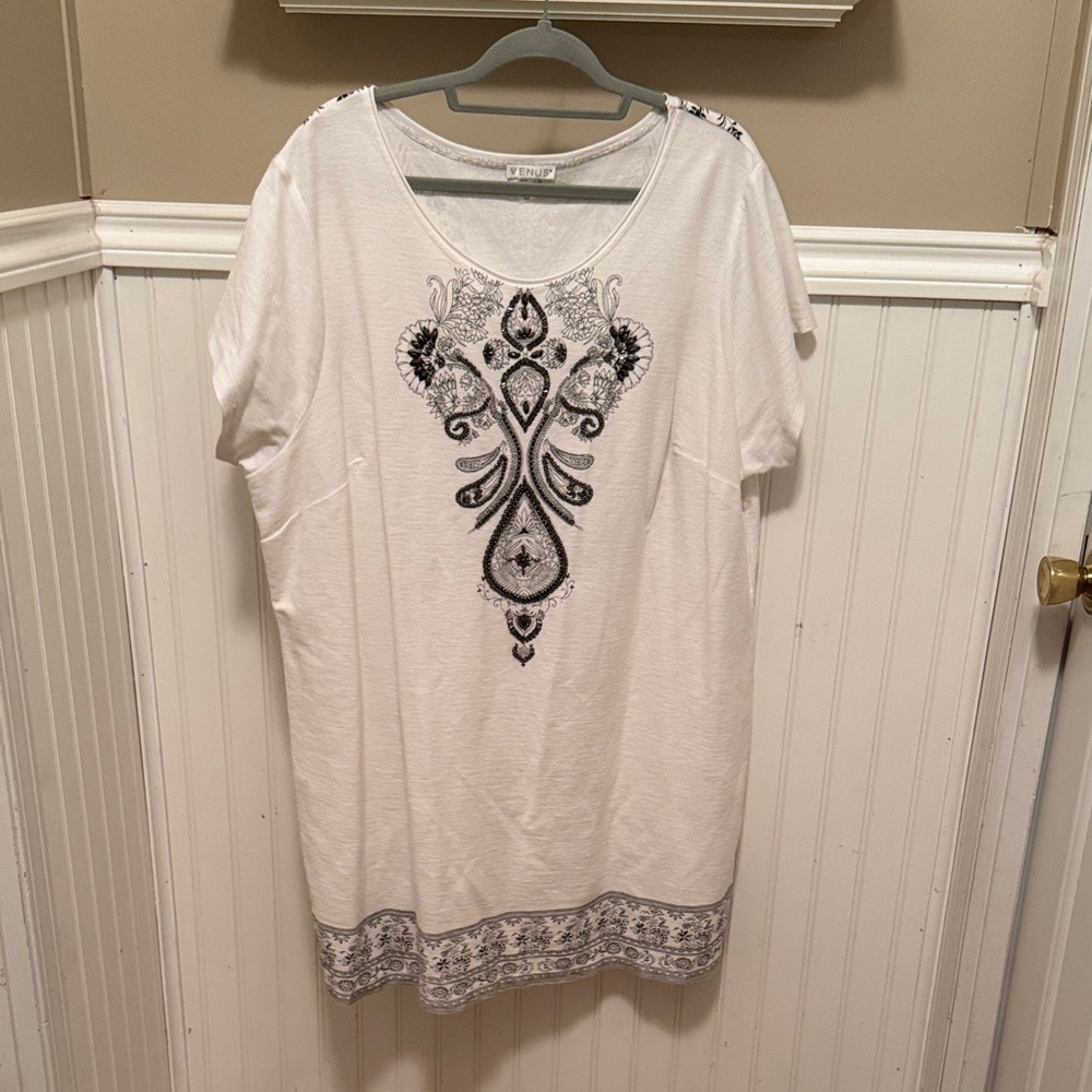 VENUS Black and White Mini Dress with Ornate Design